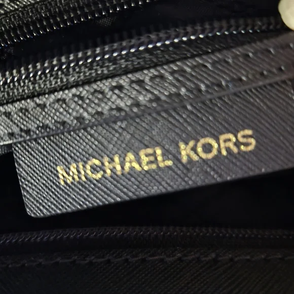 Michael Kors Black Tote Bag - Picture 7 of 8